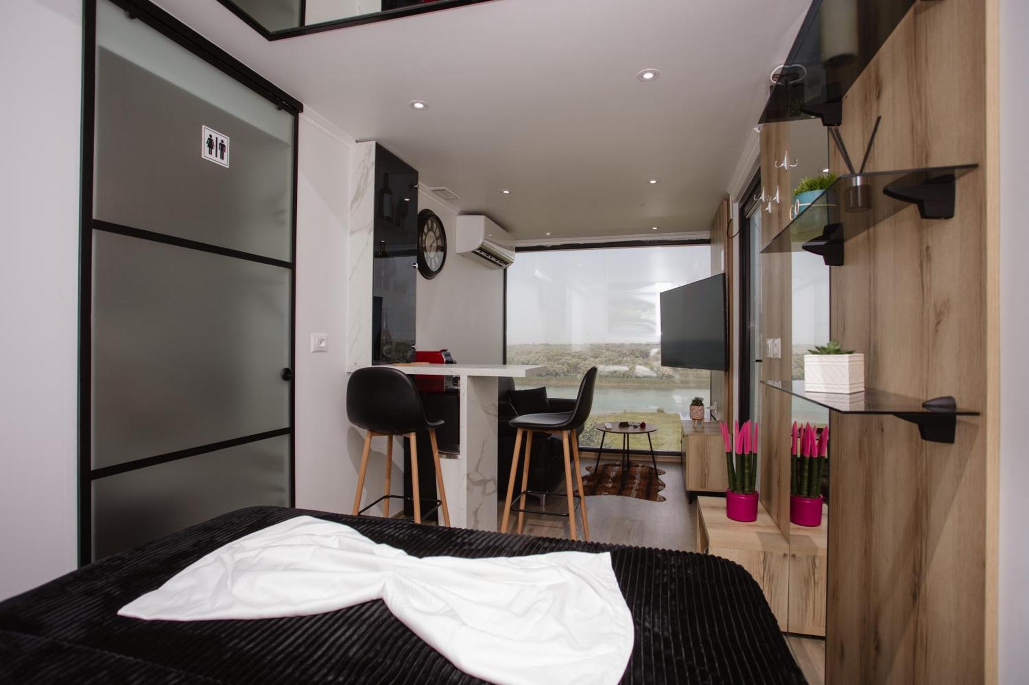 فيلا 446 Tiny House Shiroke المظهر الخارجي الصورة